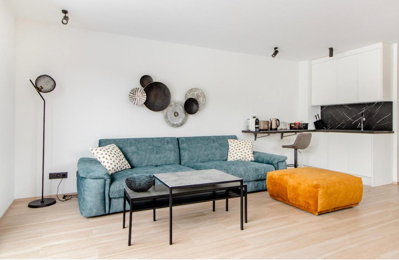 Apartment Palace Expo *